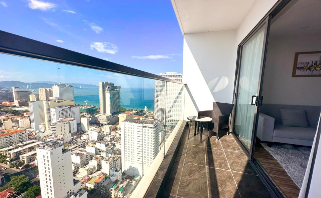 Ferienwohnung Sunny Smes - Virgo Nha Trang Exterior foto